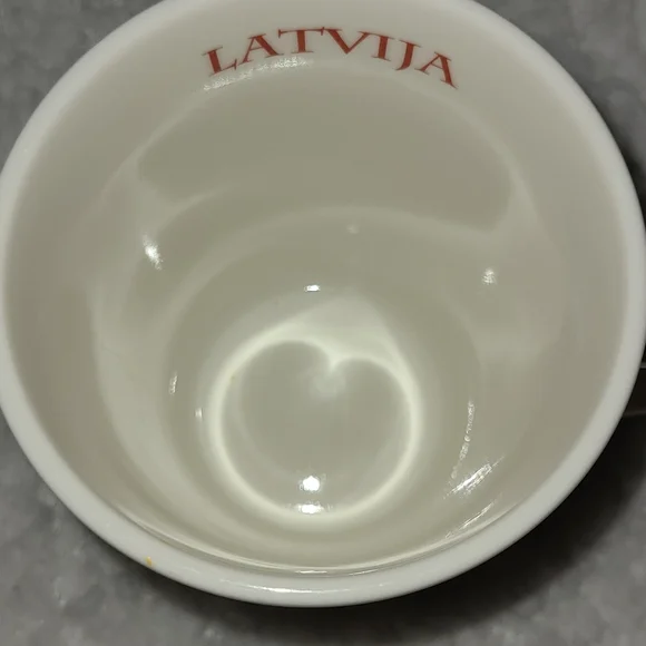 Latvija White and Red Mug - Picture 4 of 10